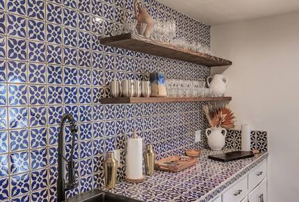 Desert Sanctuary with Designer Touches - Santa Fe, New Mexico