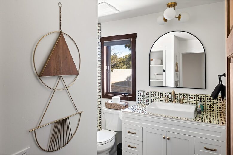 Desert Sanctuary with Designer Touches - Santa Fe, New Mexico