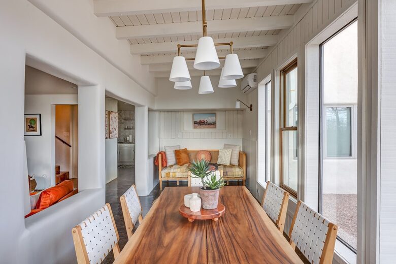 Desert Sanctuary with Designer Touches - Santa Fe, New Mexico