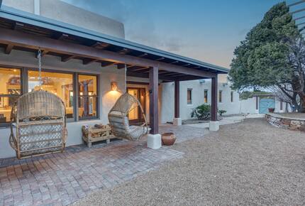 Desert Sanctuary with Designer Touches - Santa Fe, New Mexico