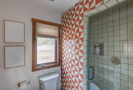 Desert Sanctuary with Designer Touches - Santa Fe, New Mexico