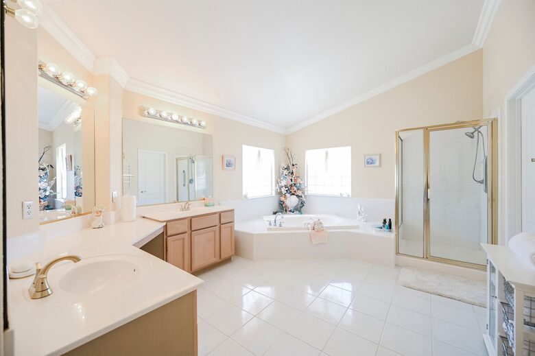 Refined Six-Bedroom Retreat Minutes from the Strip - Las Vegas, Nevada