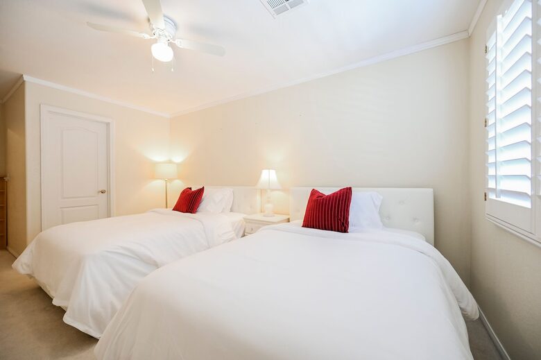 Refined Six-Bedroom Retreat Minutes from the Strip - Las Vegas, Nevada