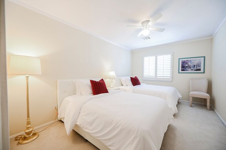 Refined Six-Bedroom Retreat Minutes from the Strip - Las Vegas, Nevada