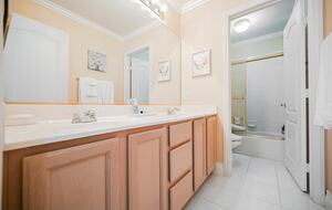 Waterfalls View Refined Six-Bedroom Retreat Minutes from the Strip - Las Vegas, Nevada