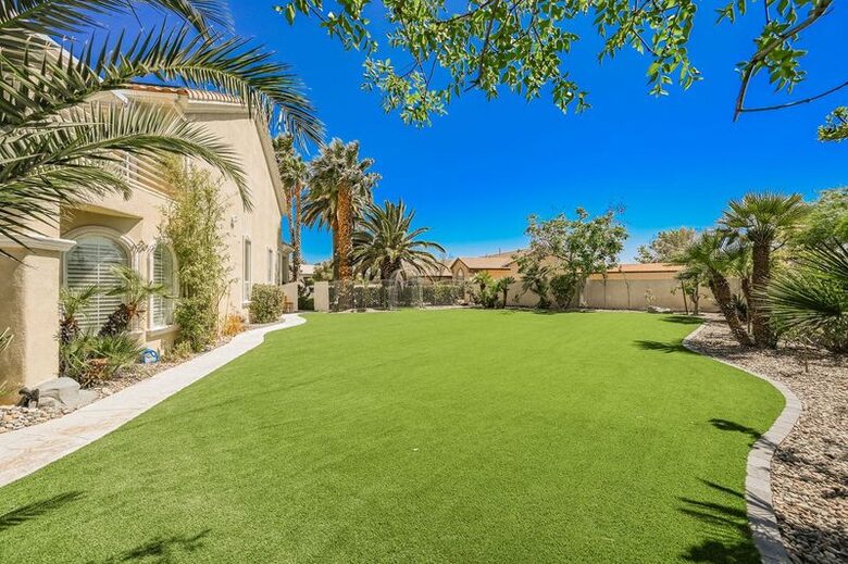 Refined Six-Bedroom Retreat Minutes from the Strip - Las Vegas, Nevada