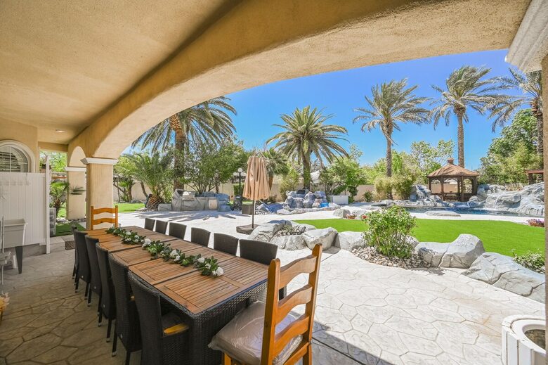 Refined Six-Bedroom Retreat Minutes from the Strip - Las Vegas, Nevada