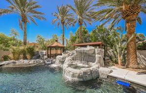Waterfalls View Refined Six-Bedroom Retreat Minutes from the Strip - Las Vegas, Nevada
