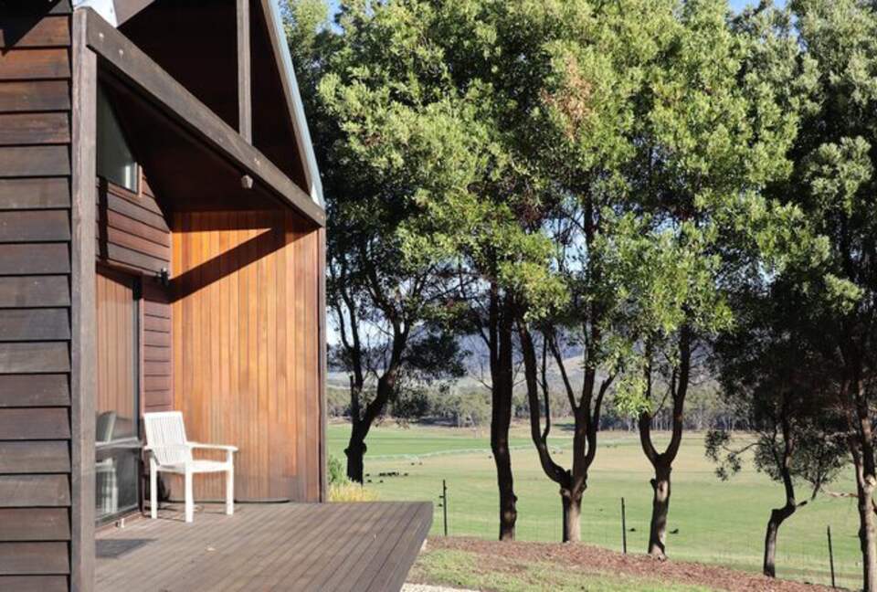 Hillside Retreat Among a Premier Tasmanian Olive Grove - Kellevie, Australia