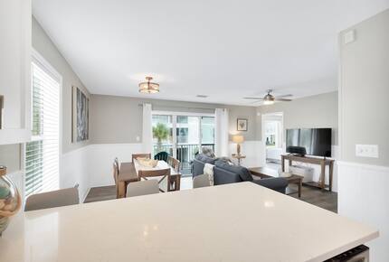 Modern Condo Steps from Eastern Lake and the Gulf - Santa Rosa Beach, Florida