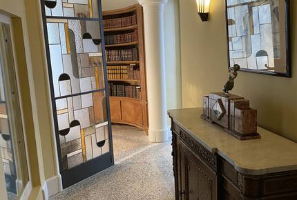 Apartment with Panoramic Views of Place de la Comédie - Montpellier, France