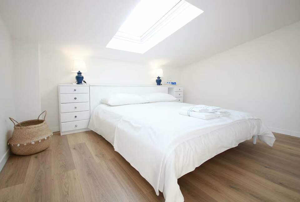 Graceful Family Villa Near the Amalfi Coast - Pontecagnano Faiano, Italy