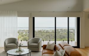 Architectural Elegance with Coastal Views - San Remo, Australia