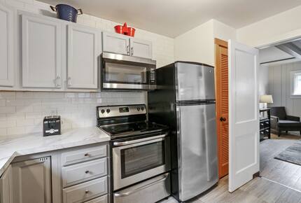 Charming Cottage Retreat with Lake Access in Fontana - Fontana-on-Geneva Lake, Wisconsin