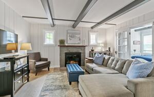 Charming Cottage Retreat with Lake Access in Fontana - Fontana-on-Geneva Lake, Wisconsin