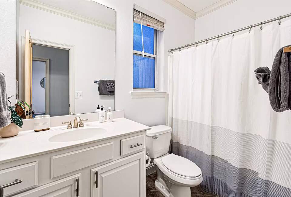 Refined Coastal Retreat in Villages of Crystal Beach - Destin, Florida