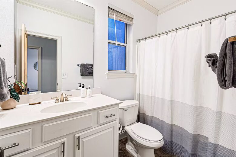 Refined Coastal Retreat in Villages of Crystal Beach - Destin, Florida