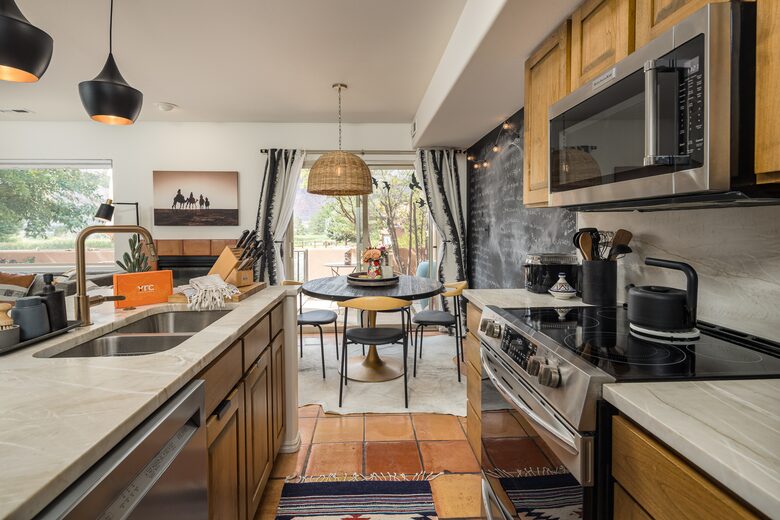 Scenic Moab Getaway with Golf Course Views - Moab, Utah