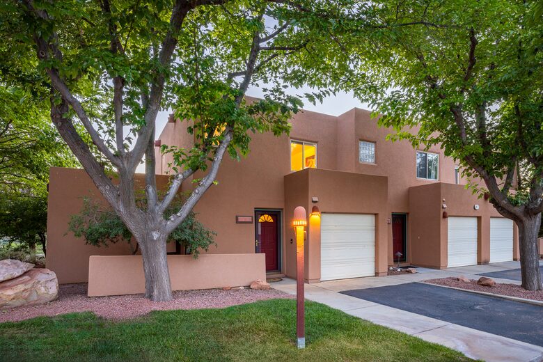 Scenic Moab Getaway with Golf Course Views - Moab, Utah