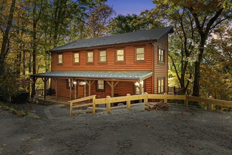 Quintess Collection - Timberline Lodge - Seven Devils, North Carolina