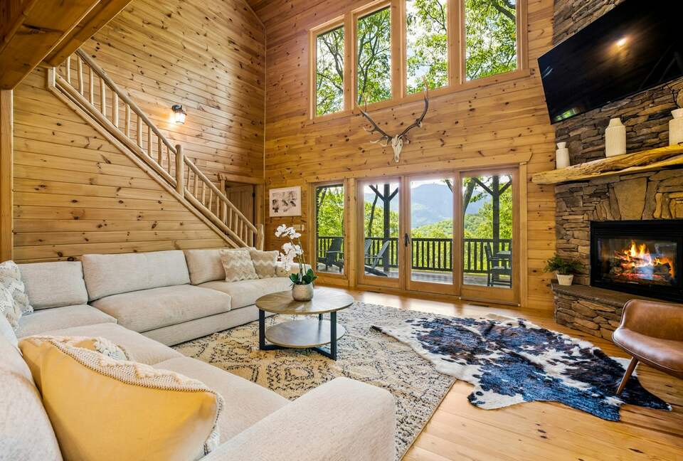 Quintess Collection - Timberline Lodge - Seven Devils, North Carolina