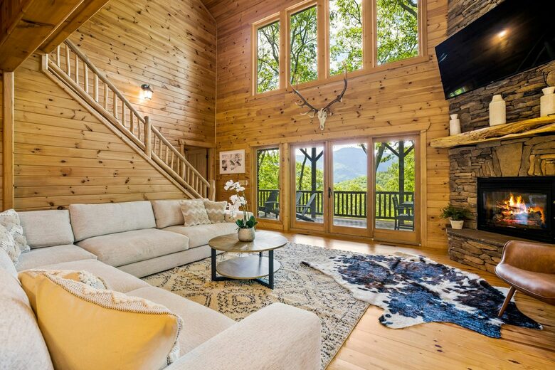 Quintess Collection - Timberline Lodge - Seven Devils, North Carolina