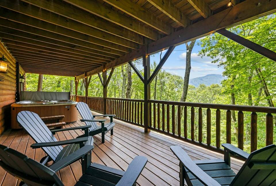 Quintess Collection - Timberline Lodge - Seven Devils, North Carolina