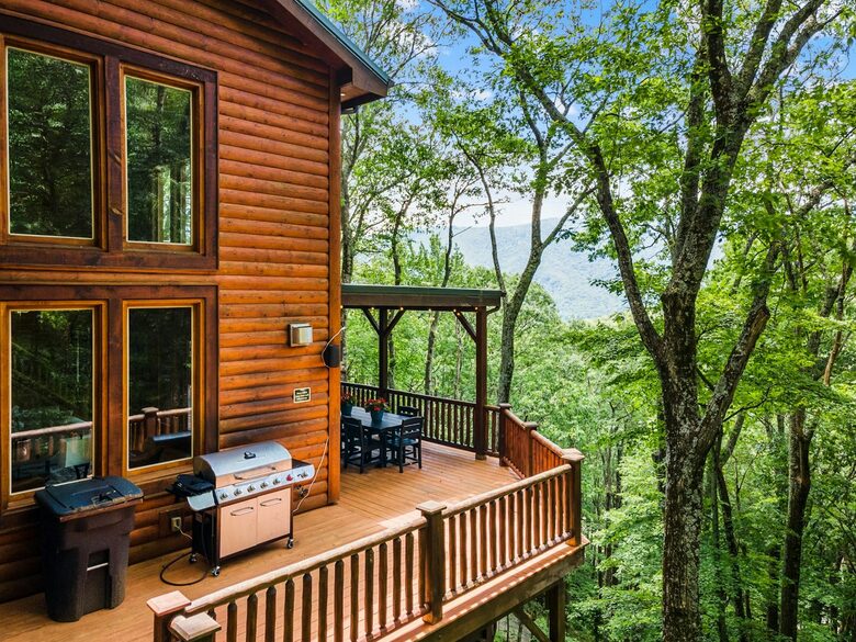 Quintess Collection - Timberline Lodge - Seven Devils, North Carolina