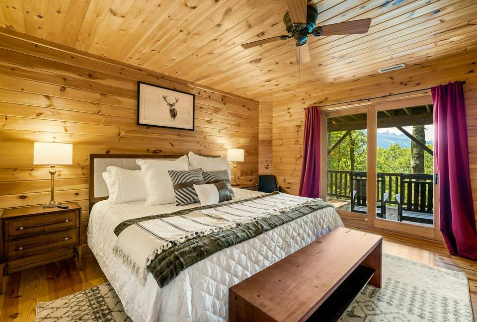 Quintess Collection - Timberline Lodge - Seven Devils, North Carolina