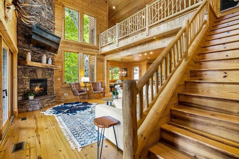 Quintess Collection - Timberline Lodge - Seven Devils, North Carolina