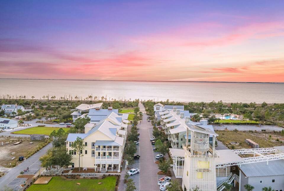 Quintess Collection - Sea Turtle Hideaway - Port St. Joe, Florida