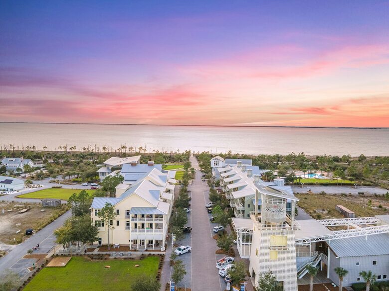 Quintess Collection - Sea Turtle Hideaway - Port St. Joe, Florida