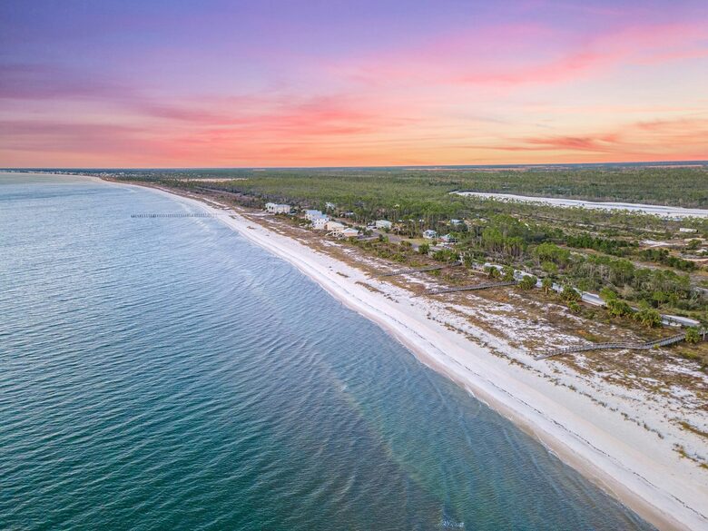 Quintess Collection - Sea Turtle Hideaway - Port St. Joe, Florida