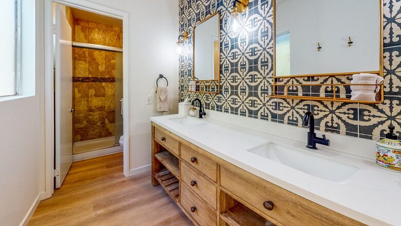 Quintess Collection - Nogales Springs - Palm Springs, California