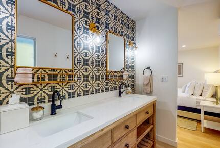 Quintess Collection - Nogales Springs - Palm Springs, California