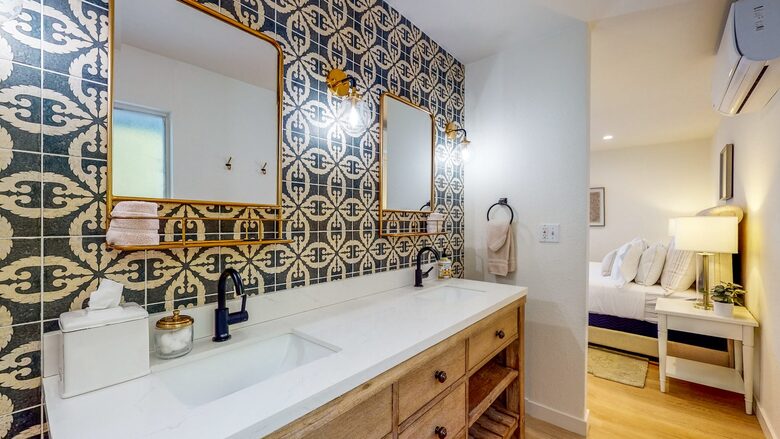 Quintess Collection - Nogales Springs - Palm Springs, California