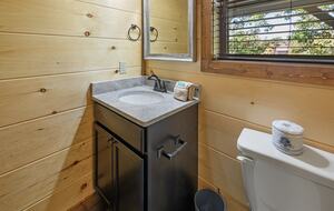 Quintess Collection - Honeybee - Pigeon Forge, Tennessee