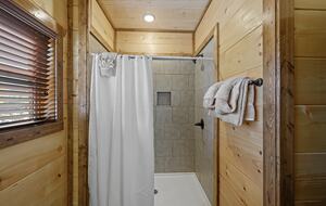 Quintess Collection - Honeybee - Pigeon Forge, Tennessee