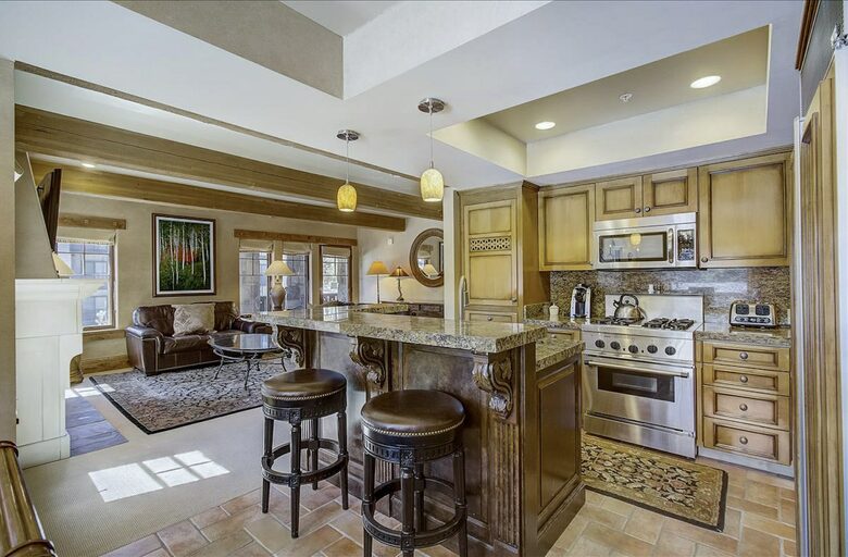 Quintess Collection - Silvertail Suite - Park City, Utah