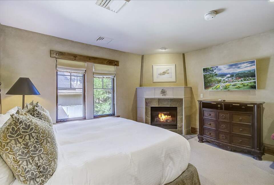 Quintess Collection - Silvertail Suite - Park City, Utah