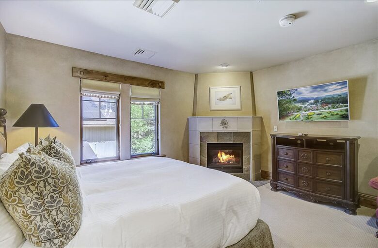 Quintess Collection - Silvertail Suite - Park City, Utah