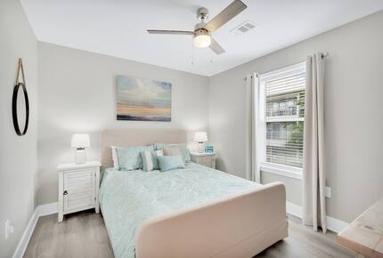 Modern Condo Steps from Eastern Lake and the Gulf - Santa Rosa Beach, Florida