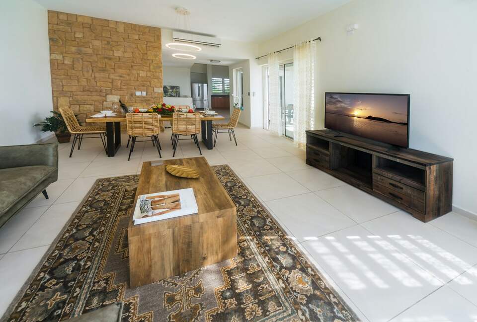 Quintess Collection - Little Bay - Little Bay, Sint Maarten (Dutch part)