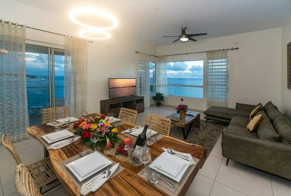 Quintess Collection - Little Bay - Little Bay, Sint Maarten (Dutch part)