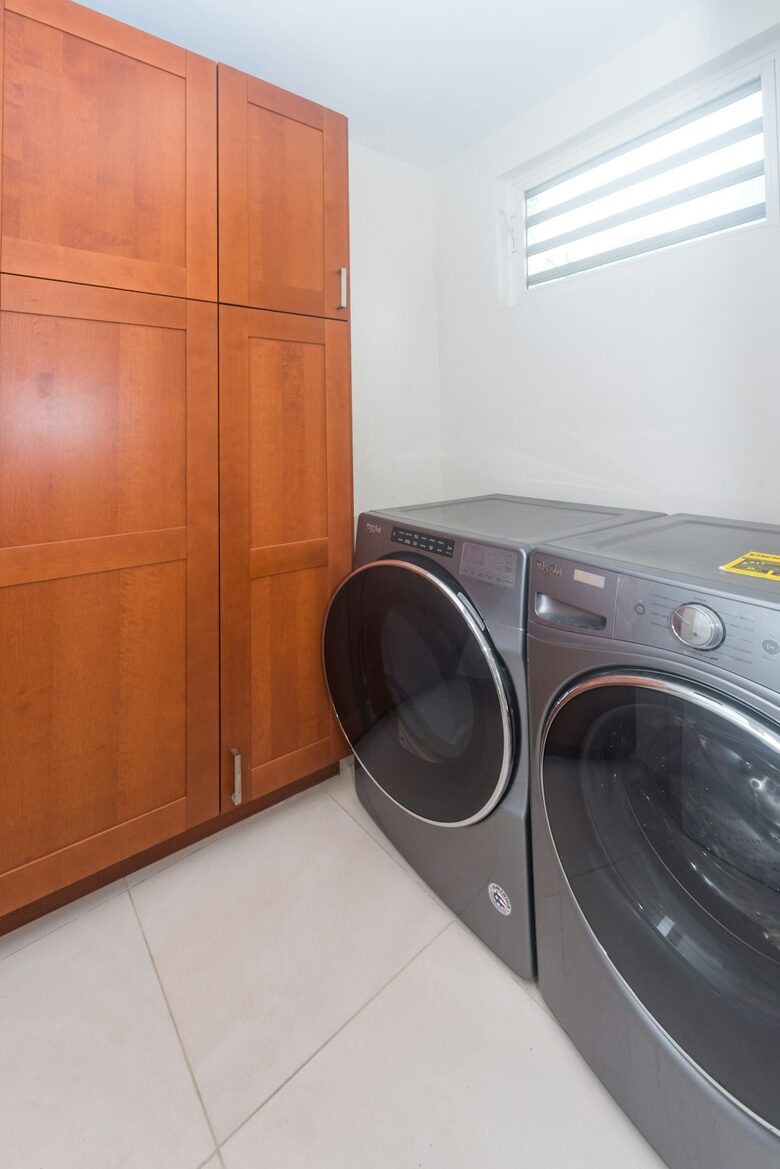 Quintess Collection - Little Bay - Little Bay, Sint Maarten (Dutch part)