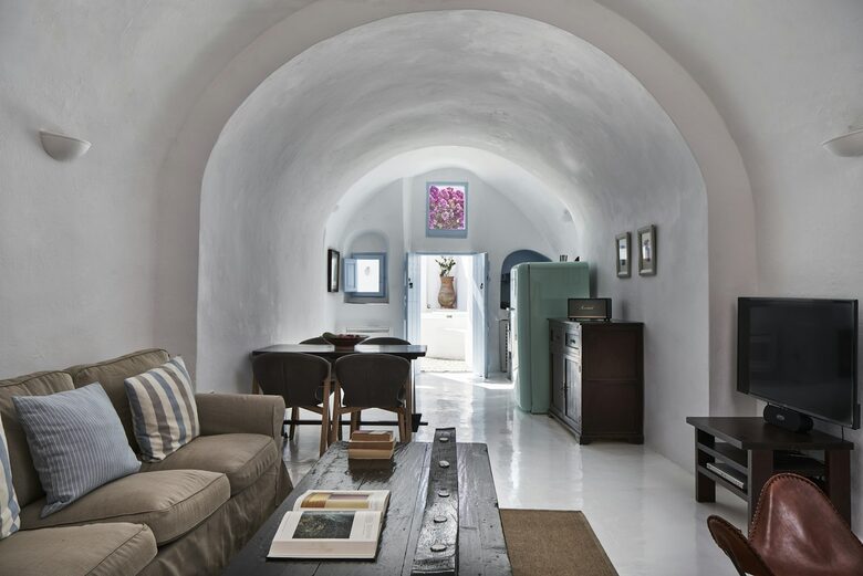 Quintess Collection - Villa Ivi - Santorini, Greece