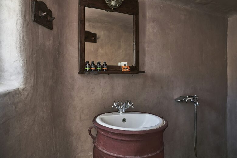 Quintess Collection - Villa Ivi - Santorini, Greece