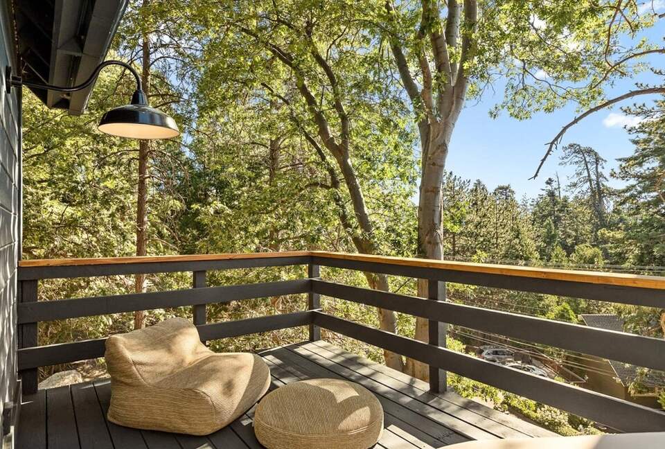 Quintess Collection - Wolves Den - Lake Arrowhead, California