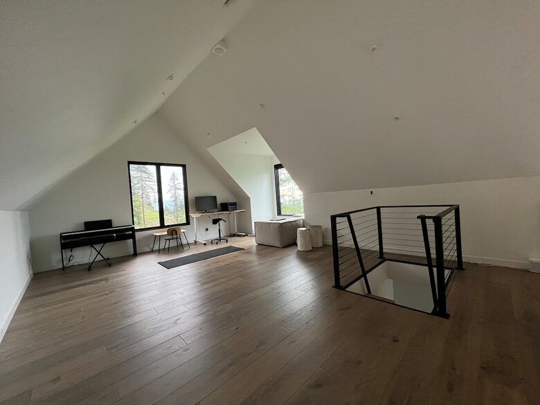 Ski-In/Ski-Out Luxury Chalet with Breathtaking Mountain Views - Whitefish, Montana