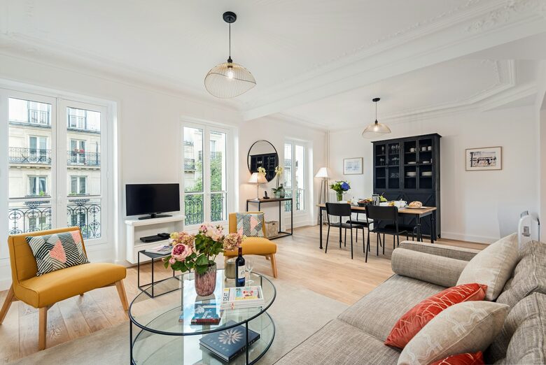 Quintess Collection - Pantheon Gardens - Paris, France